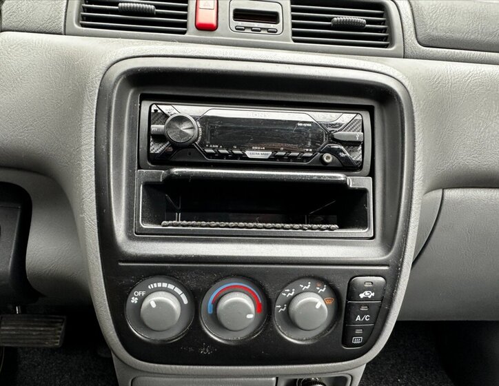 Honda CR-V Kombi 2,0 l 94 kw