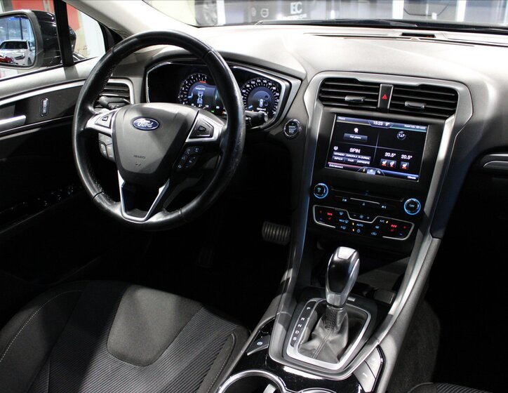 Ford Mondeo Kombi 2,0 l 132 kw