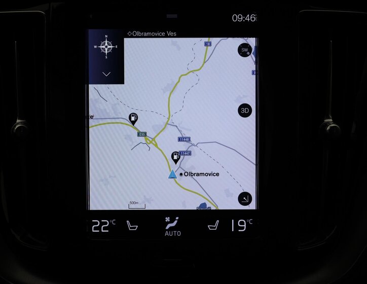 Volvo XC60 SUV / Terénní 2,0 l 145 kw