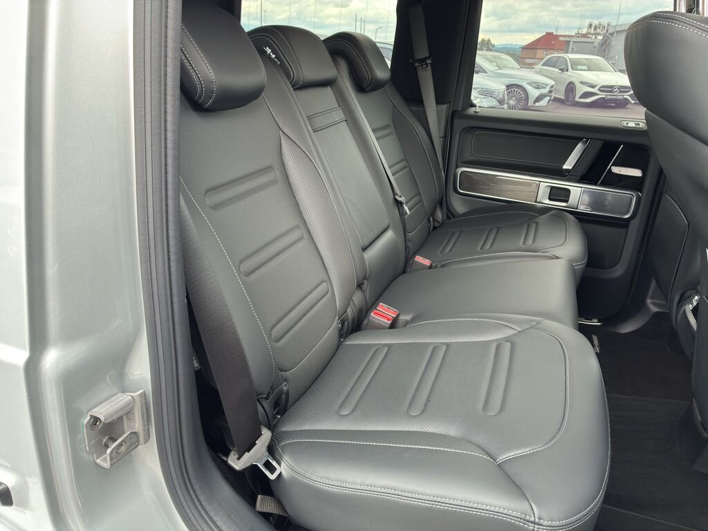 Mercedes-Benz Třídy G SUV / Terénní 0,0 432 kw