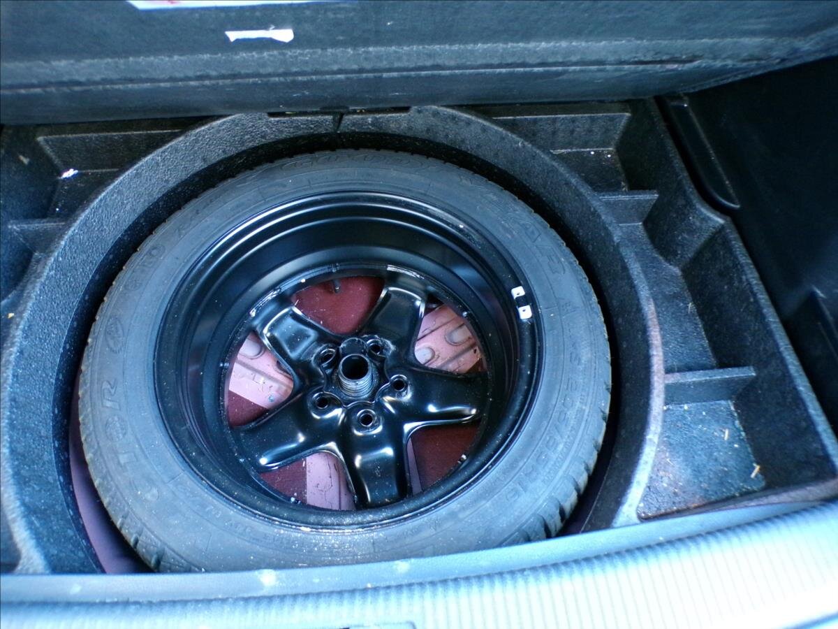 Volkswagen Golf Plus Kombi 1,6 l 75 kw