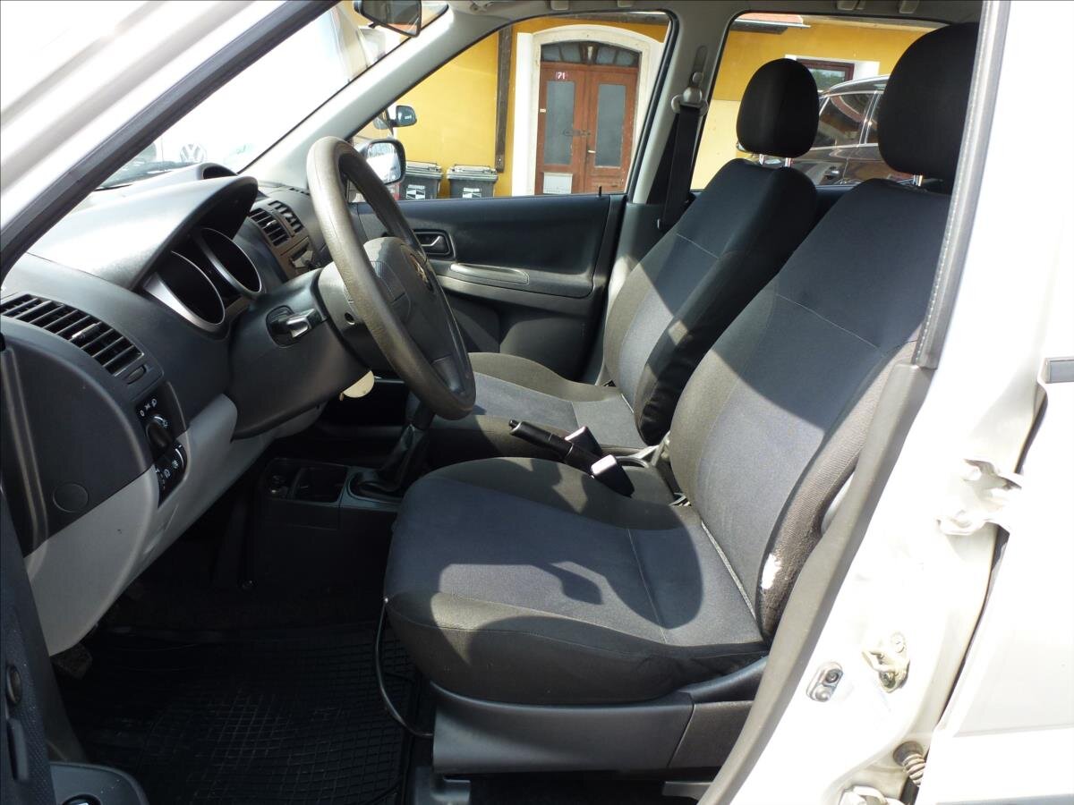 Suzuki Ignis Kombi 1,5 l 73 kw