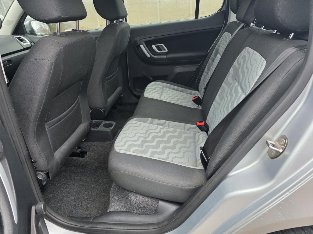 Škoda Fabia Hatchback 1,2 l 44 kw