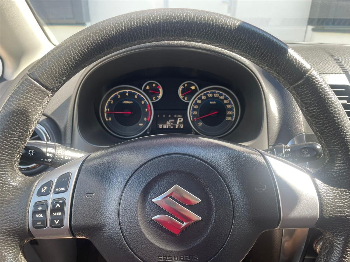 Suzuki SX4 SUV 1,6 l 88 kw
