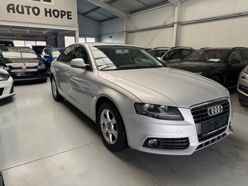 Audi A4 Sedan / Limuzína 1,8 l 88 kw