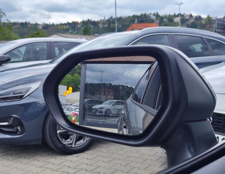 Toyota Corolla Kombi 2,0 l 144 kw