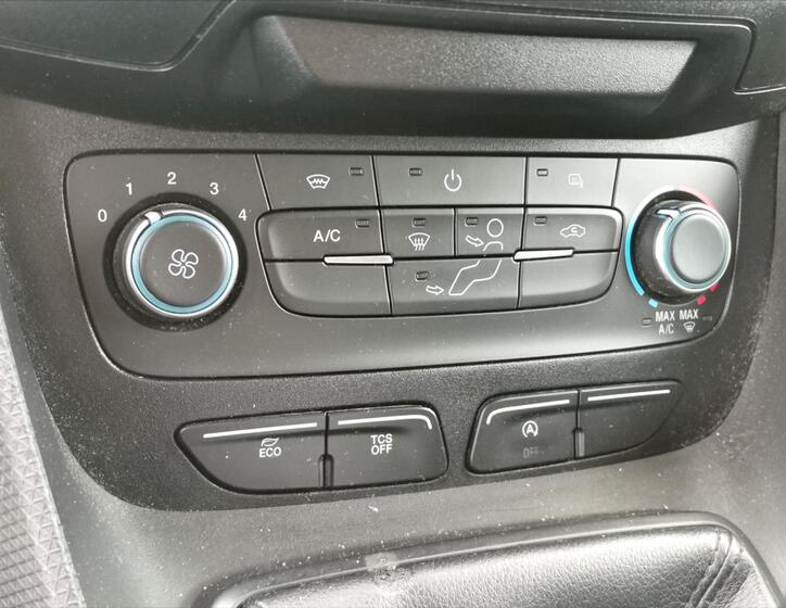 Ford Transit Connect 6