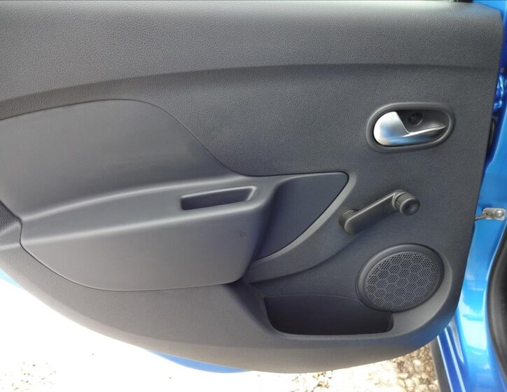 Dacia Sandero Hatchback 898,0 66 kw