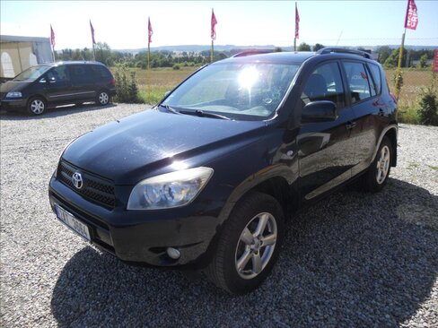 Toyota RAV4 Kombi 2,0 l 112 kw