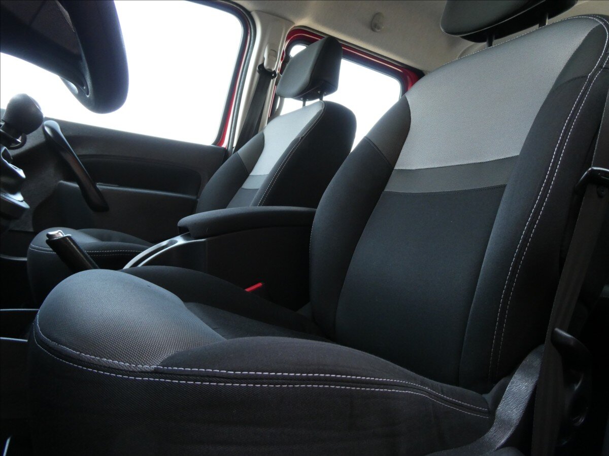 Renault Kangoo MPV 1,2 l 84 kw