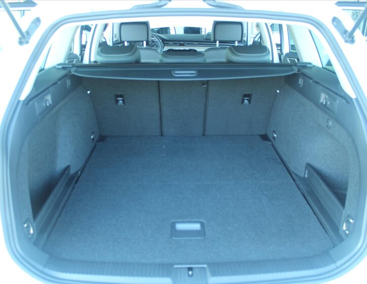 Volkswagen Passat Kombi 2,0 l 110 kw