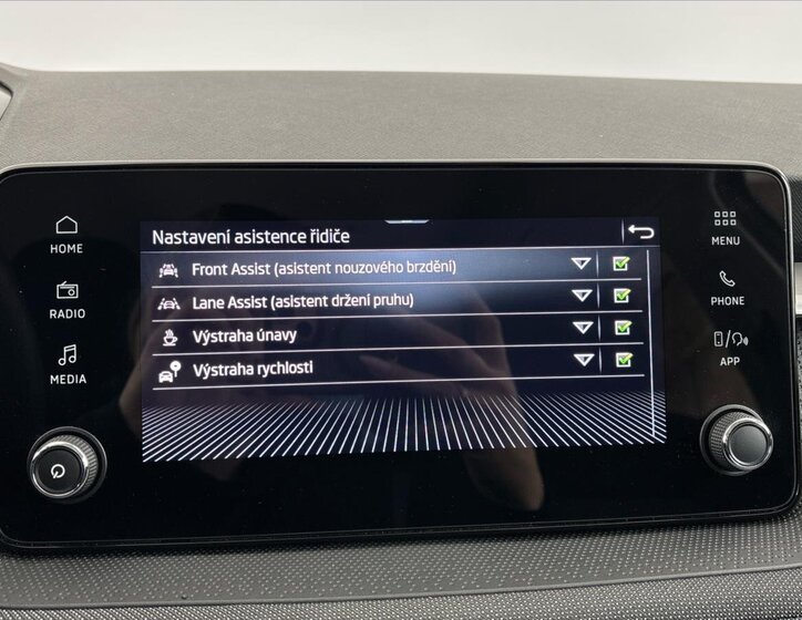 Škoda Fabia Hatchback 999,0 85 kw