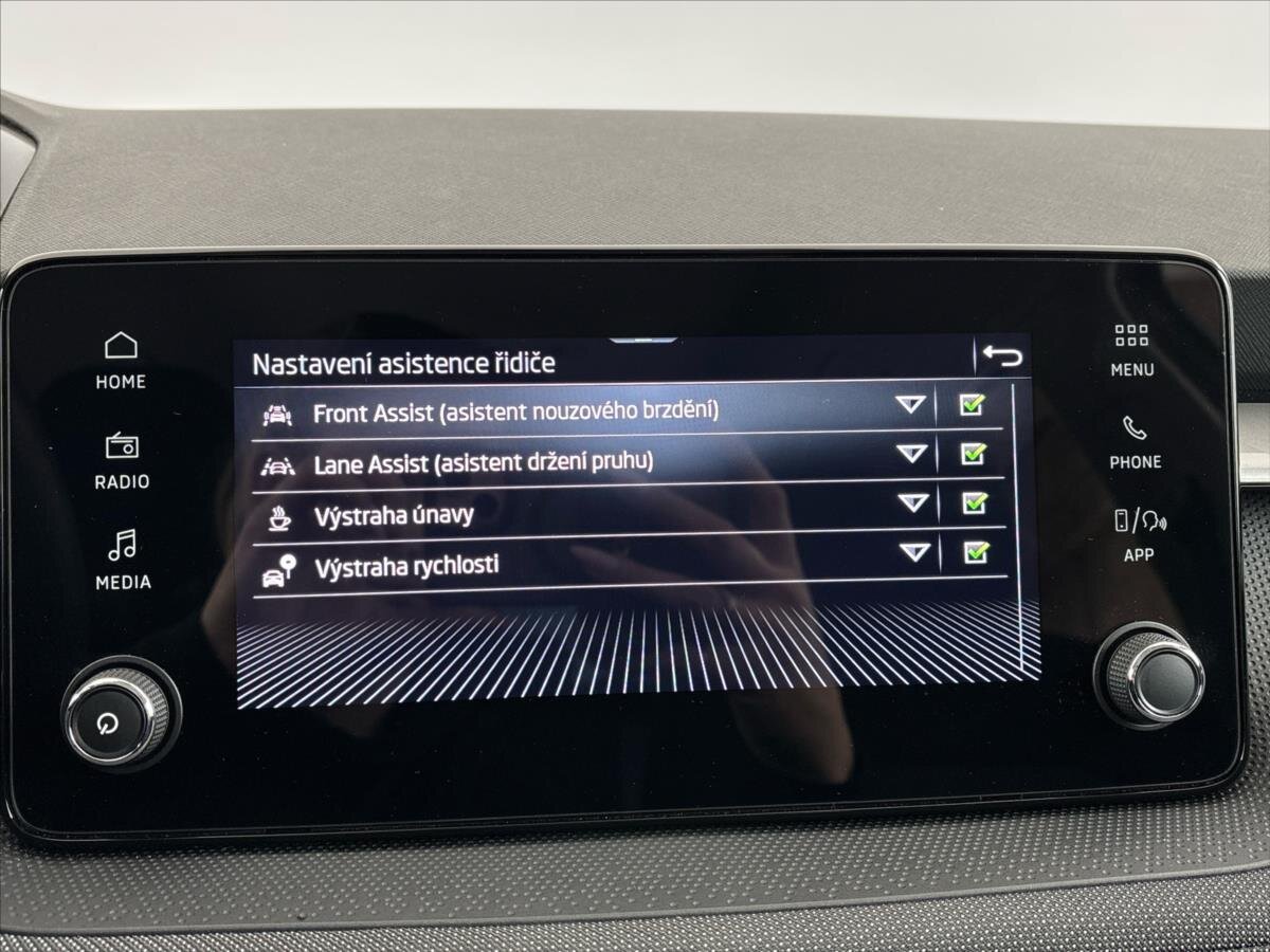 Škoda Fabia Hatchback 999,0 85 kw