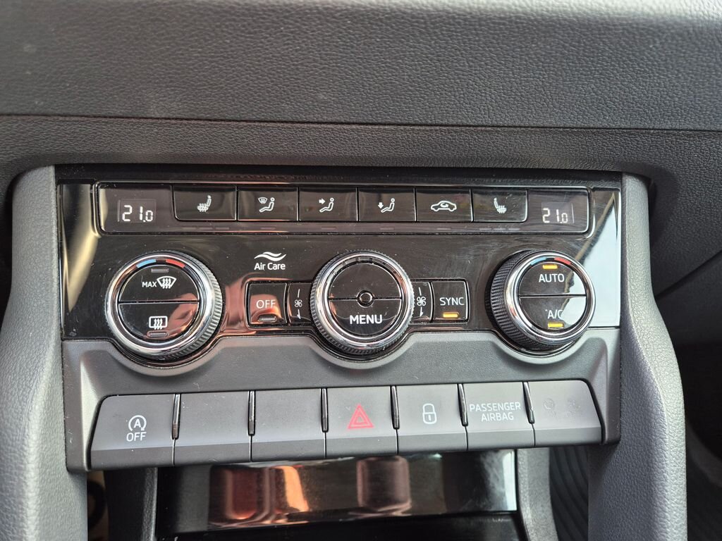 Škoda Karoq SUV 1,5 l 110 kw