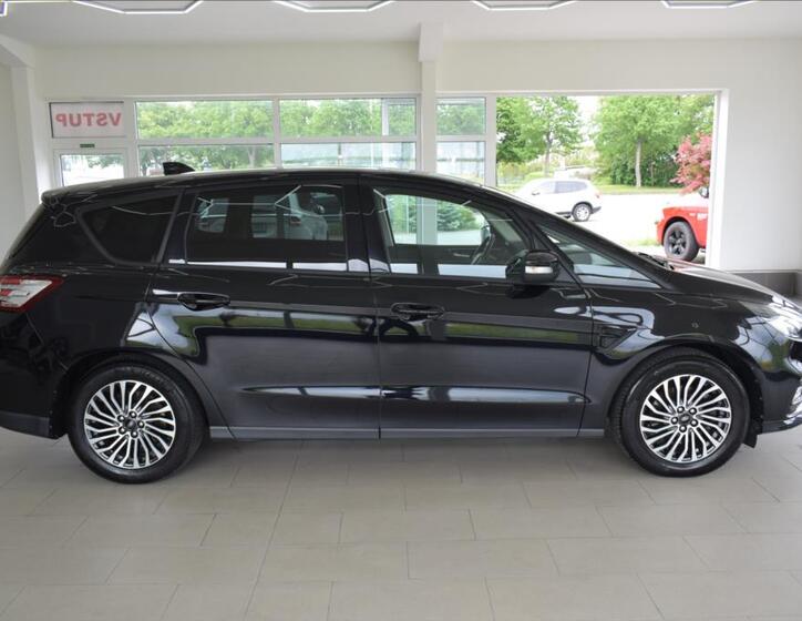 Ford S-MAX 4
