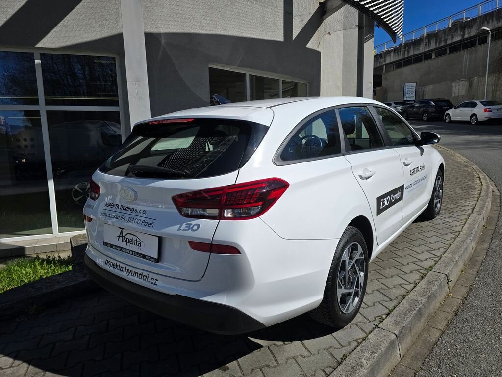 Hyundai i30 Kombi 998,0 73 kw