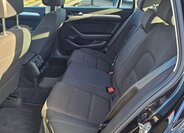 Volkswagen Passat Kombi 1,6 l 88 kw