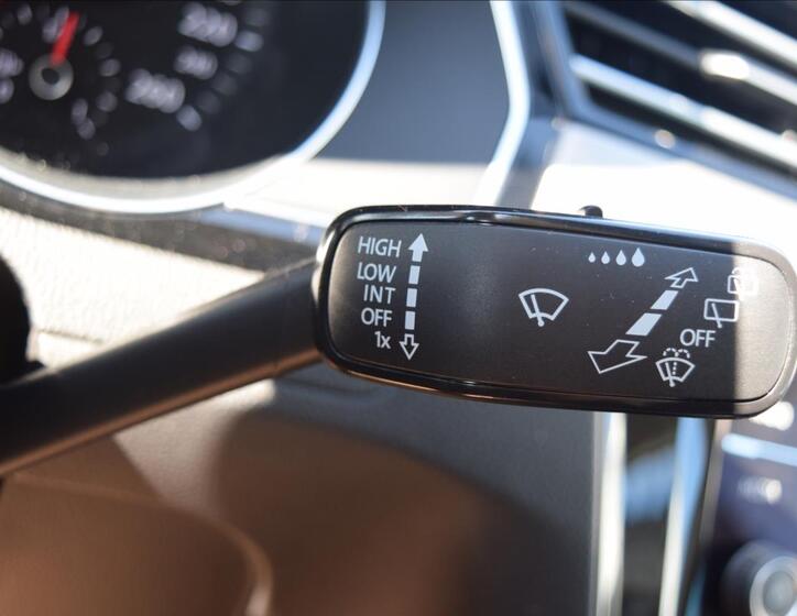 Volkswagen Passat 40