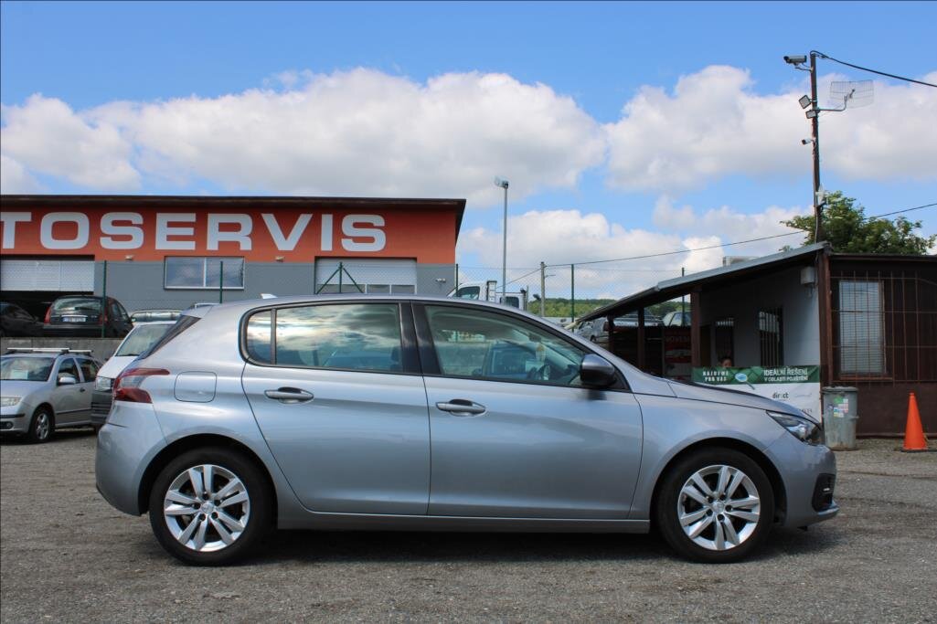 Peugeot 308 Hatchback 1,5 l 75 kw