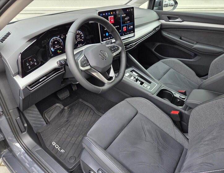 Volkswagen Golf Kombi 1,5 l 110 kw