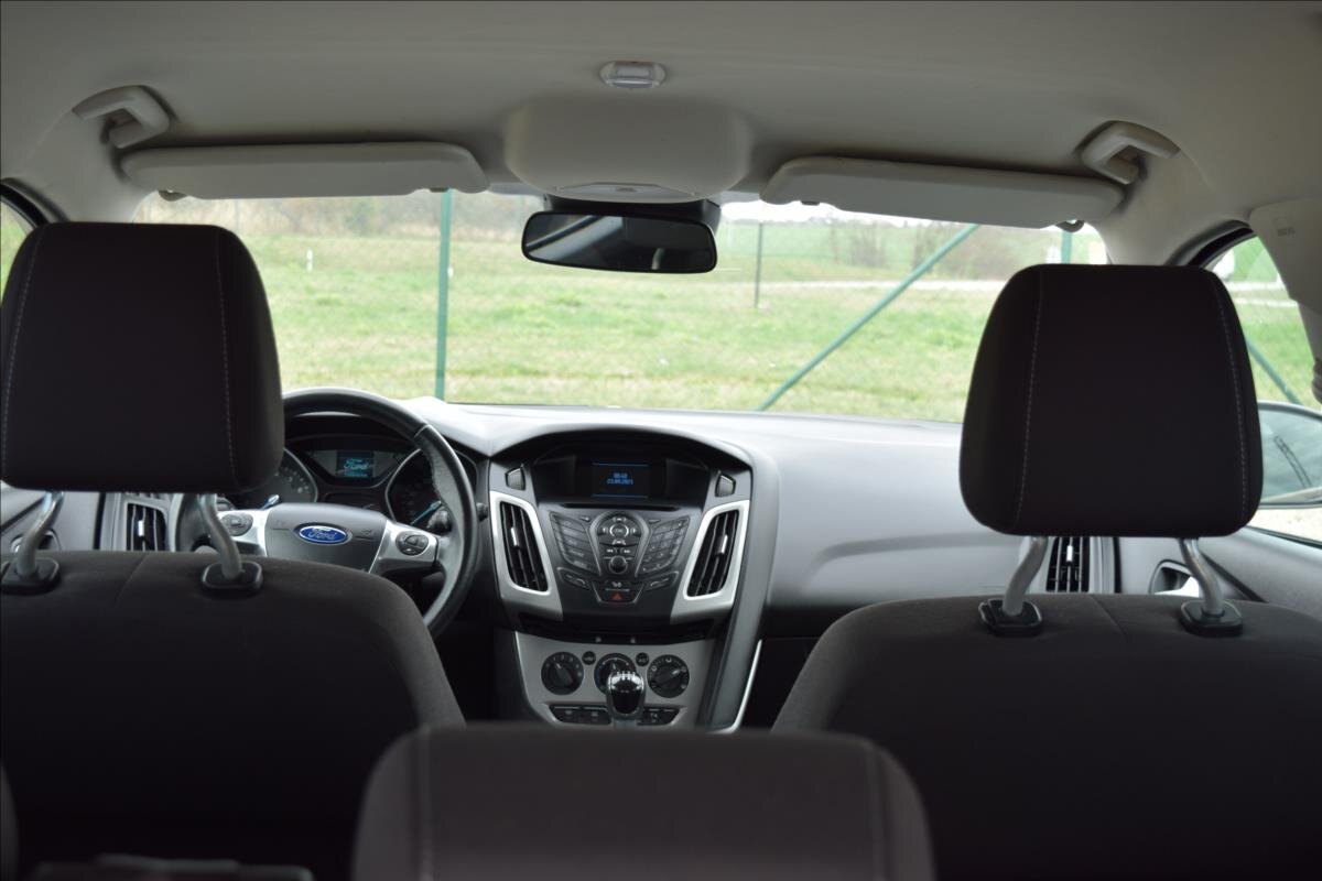 Ford Focus Kombi 998,0 92 kw