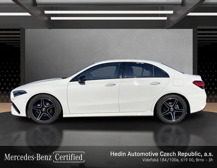 Mercedes-Benz Třídy A Sedan / Limuzína 1,3 l 120 kw