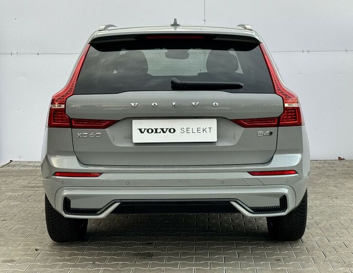 Volvo XC60 7