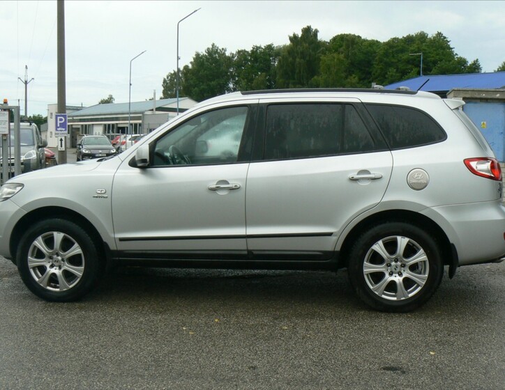 Hyundai Santa Fe 8