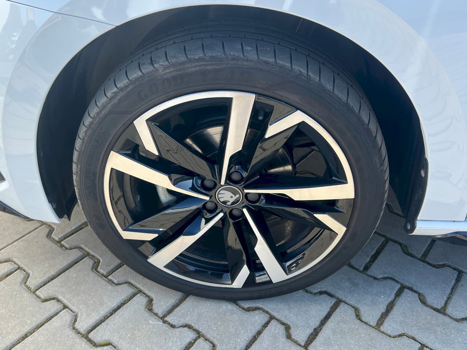 Škoda Scala Hatchback 1,0 l 85 kw