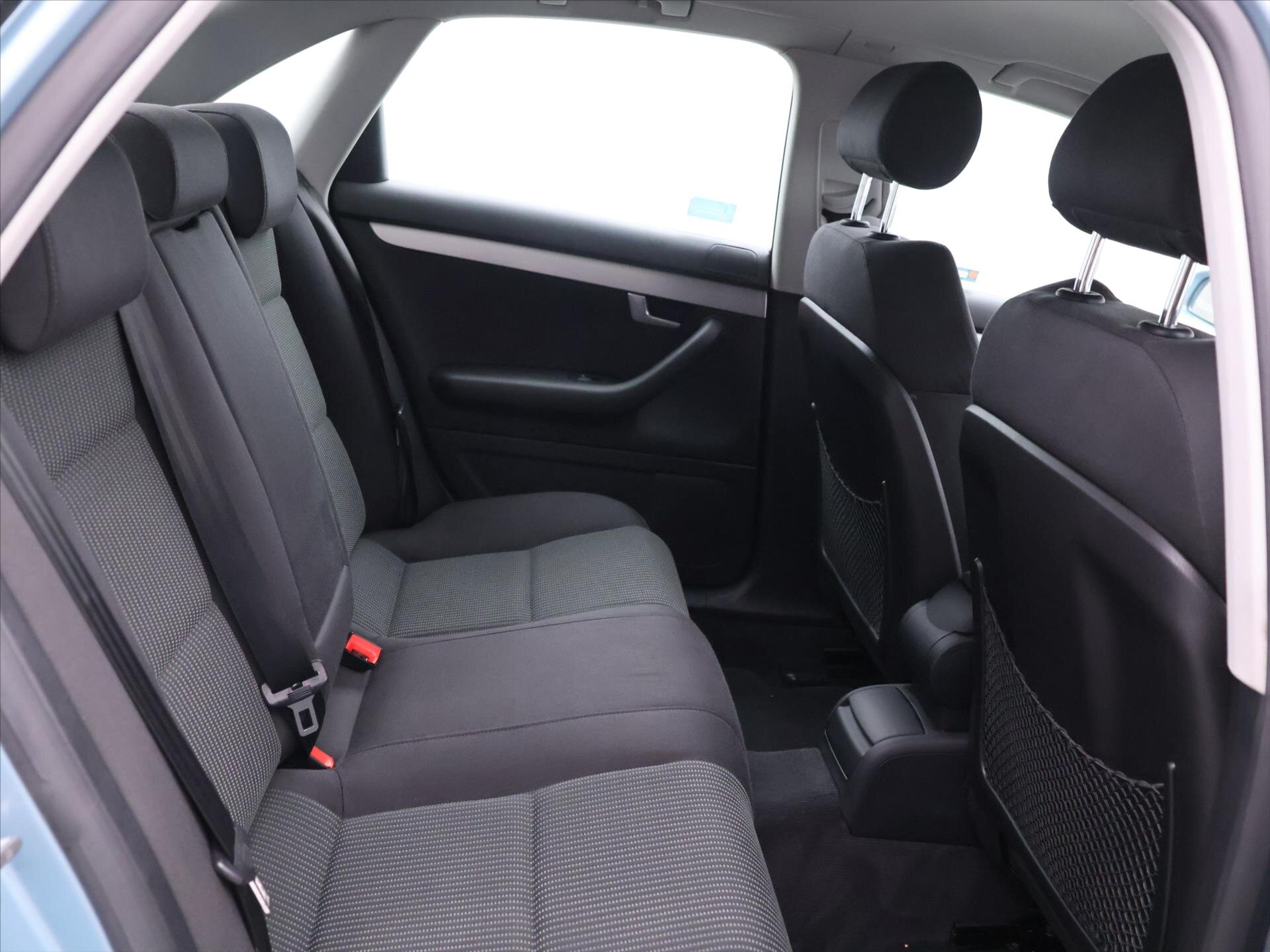 Audi A4 Sedan / Limuzína 3,0 l 171 kw