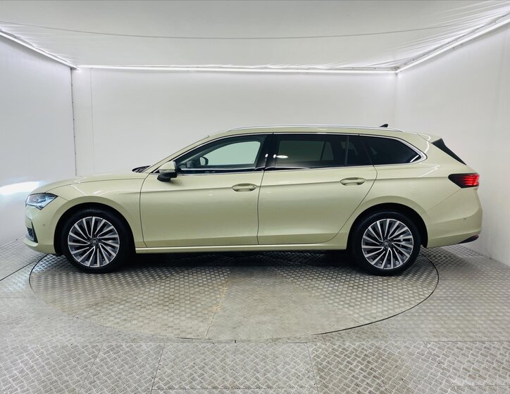 Škoda Superb Kombi 2,0 l 110 kw