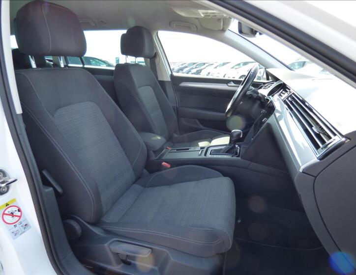 Volkswagen Passat 59