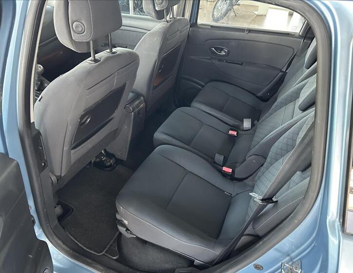 Renault Grand Scénic 23