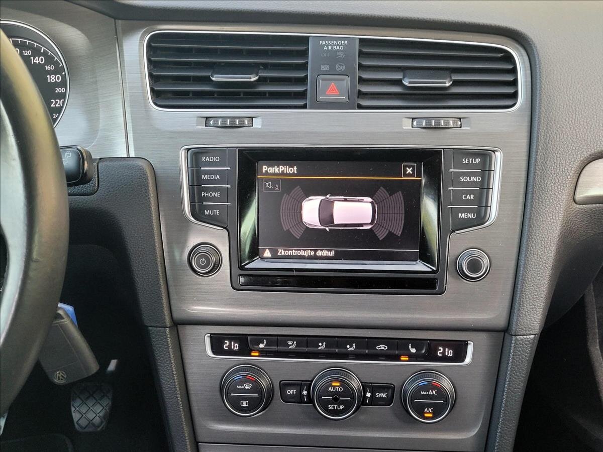 Volkswagen Golf Hatchback 1,4 l 90 kw