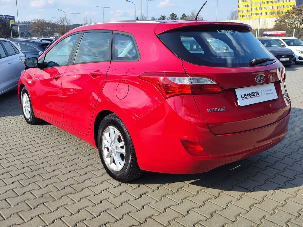 Hyundai i30 Kombi 1,4 l 73 kw