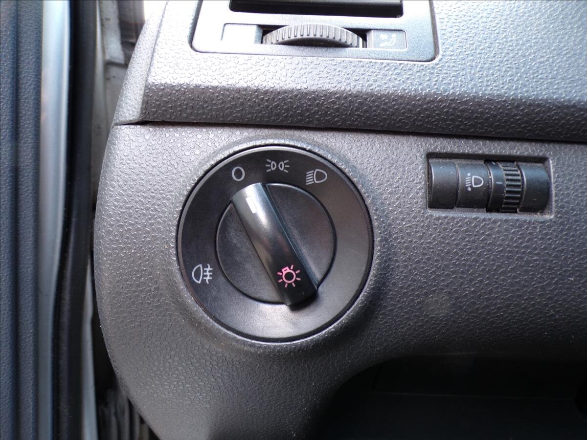 Volkswagen Polo Hatchback 1,2 l 40 kw