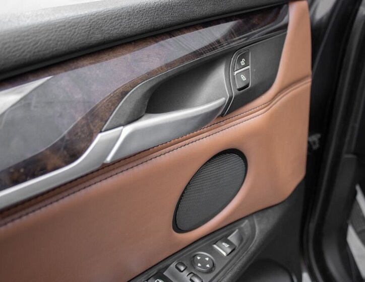 BMW X5 SUV 3,0 l 280 kw