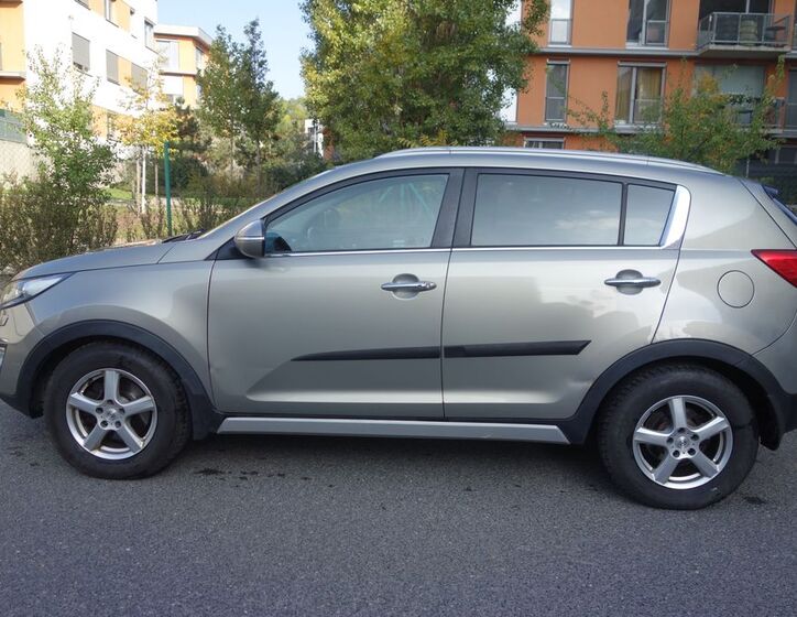 KIA Sportage 4