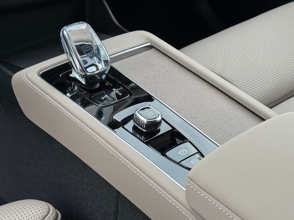 Volvo XC90 SUV / Terénní 2,0 l 184 kw