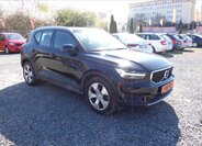 Volvo XC40 SUV / Terénní 2,0 l 140 kw