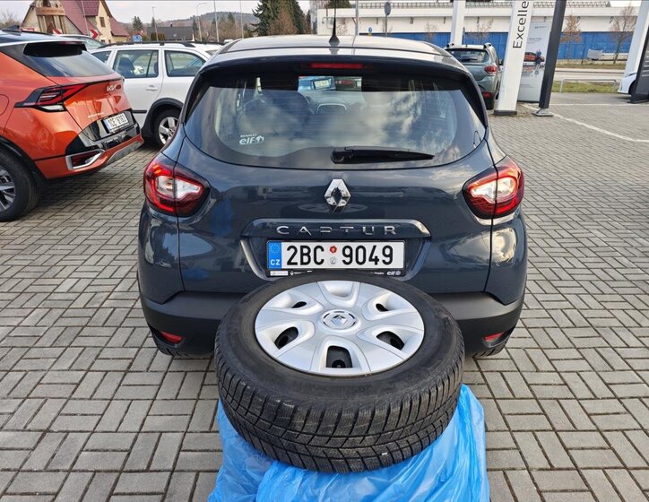Renault Captur SUV / Terénní 898,0 66 kw