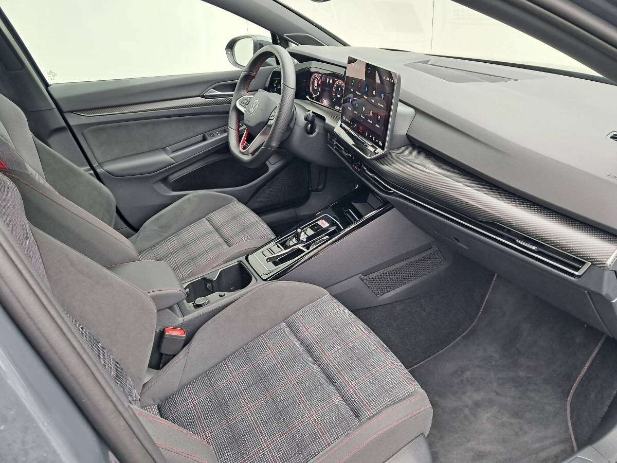 Volkswagen Golf Hatchback 2,0 l 195 kw