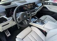 BMW X7 8