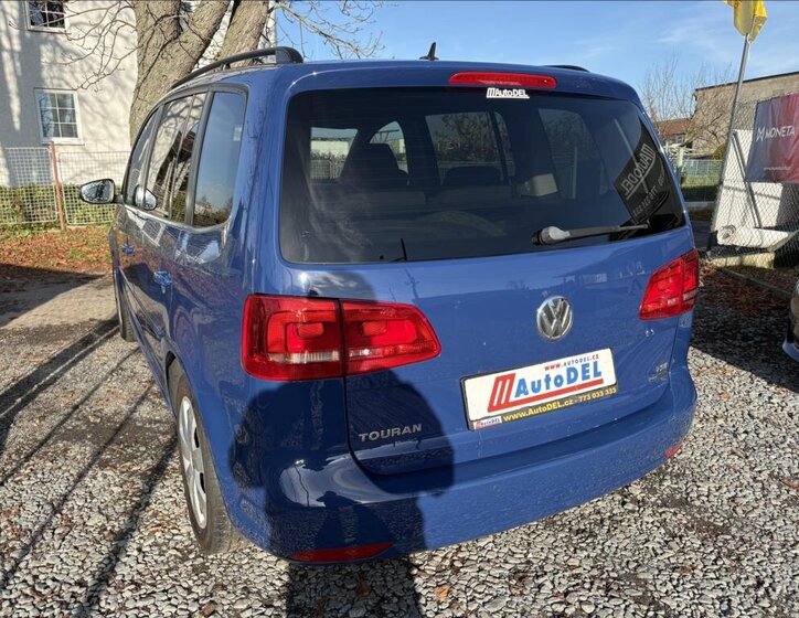 Volkswagen Touran 3
