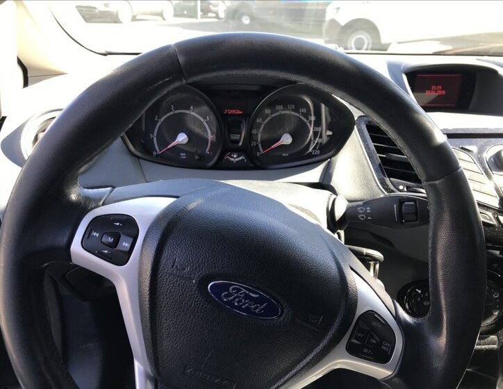 Ford Fiesta Hatchback 1,6 l 88 kw