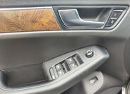 Audi Q5 SUV / Terénní 2,0 l 155 kw