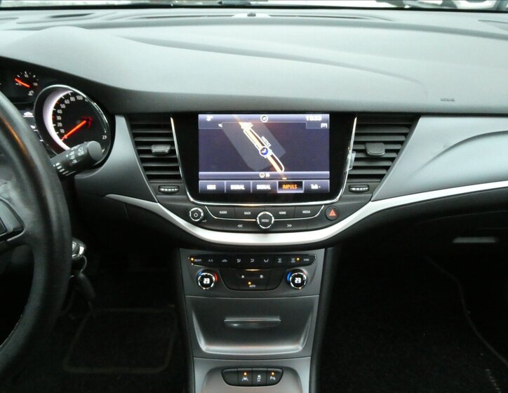 Opel Astra Hatchback 1,6 l 81 kw