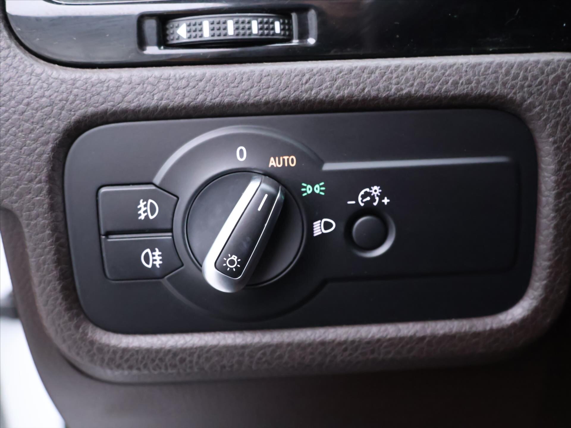 Volkswagen Touareg SUV 3,0 l 193 kw