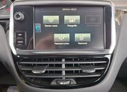 Peugeot 208 Hatchback 1,2 l 60 kw