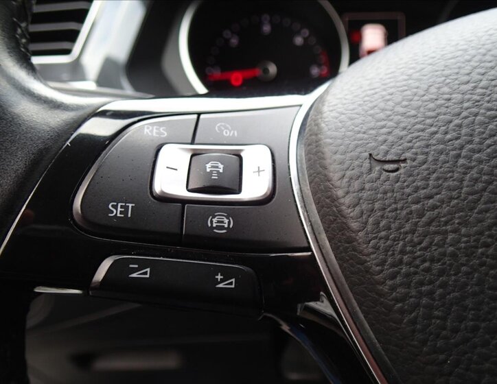 Volkswagen Tiguan SUV / Terénní 2,0 l 110 kw